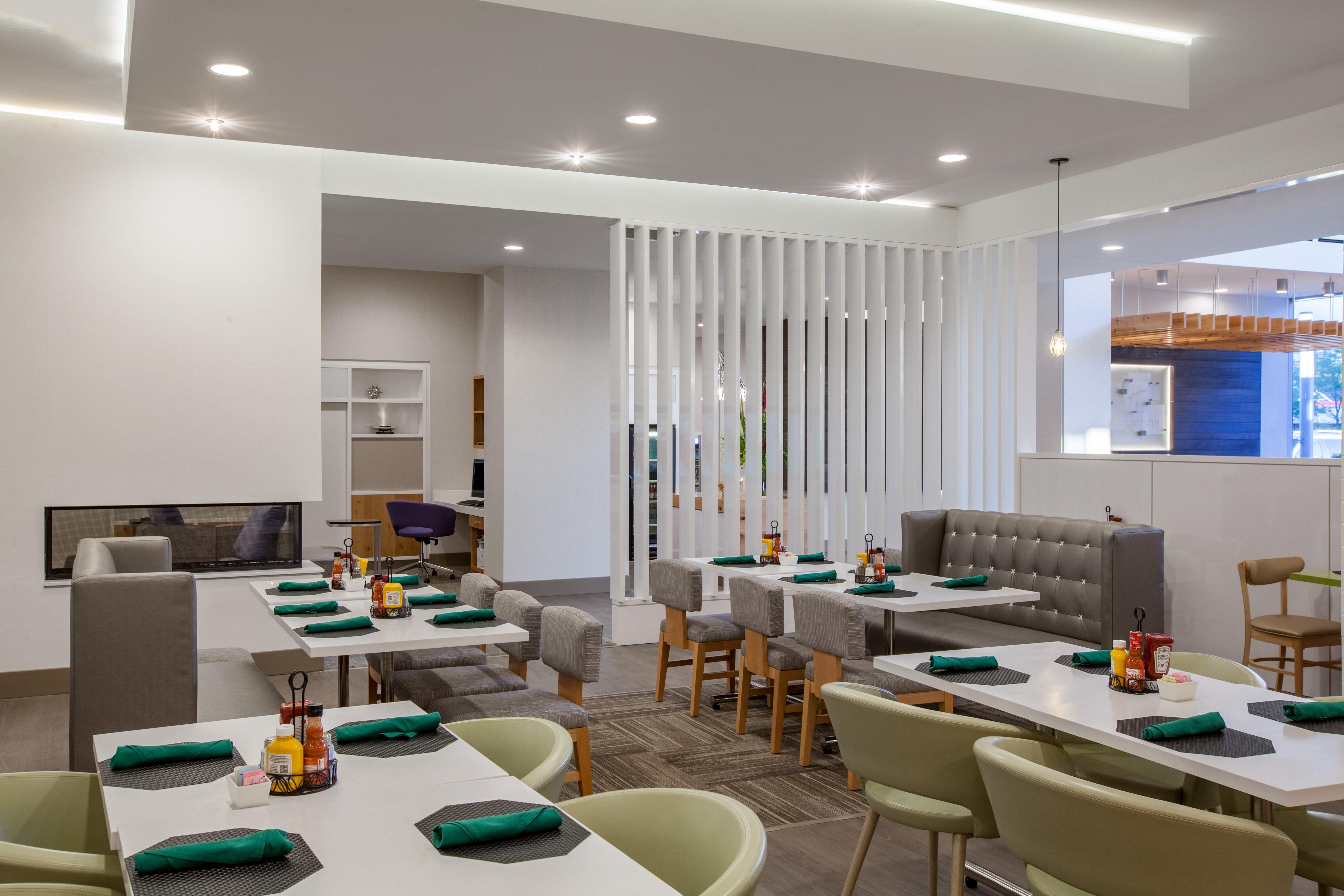 Holiday Inn Cleveland Clinic By Ihg Exteriör bild
