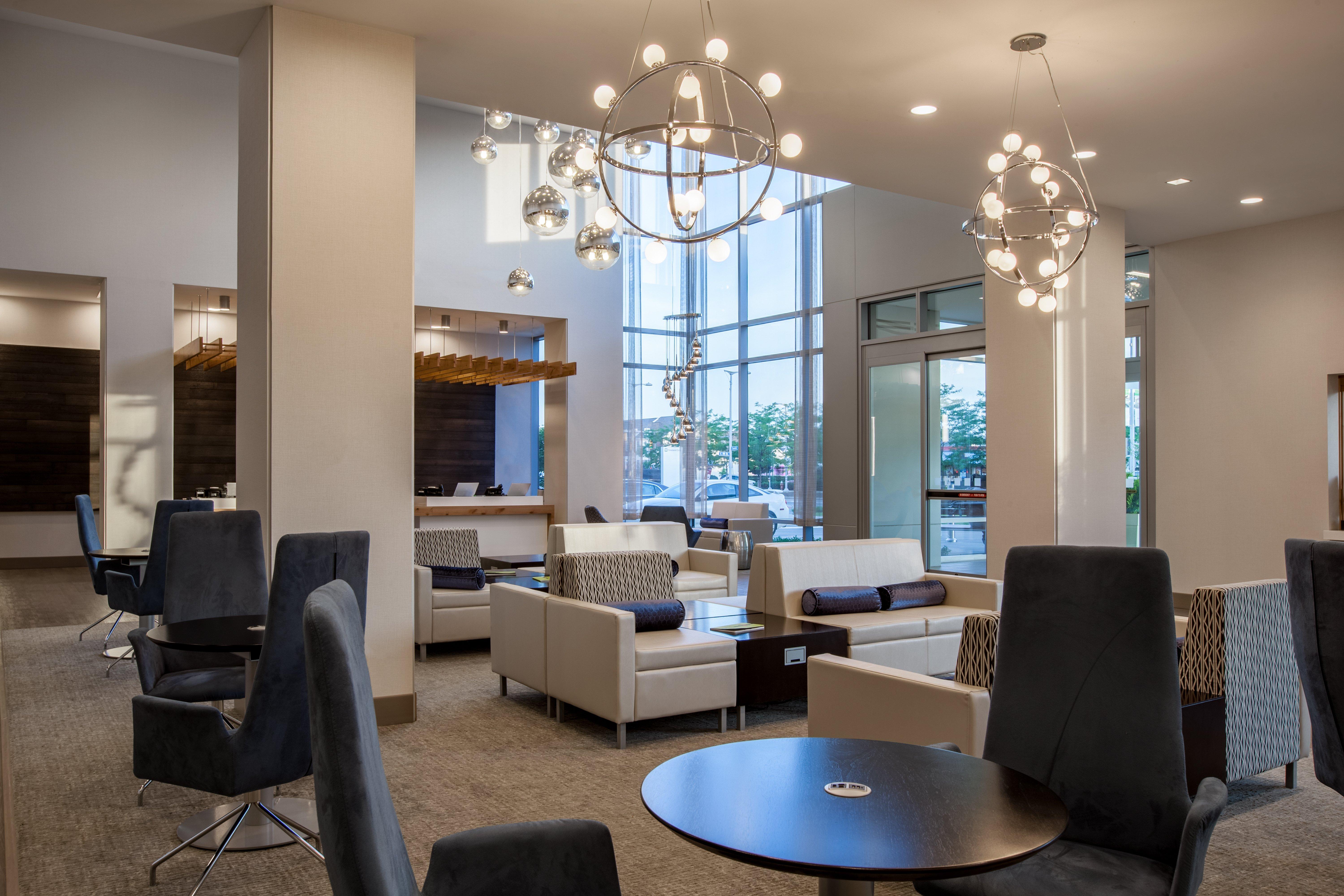 Holiday Inn Cleveland Clinic By Ihg Exteriör bild
