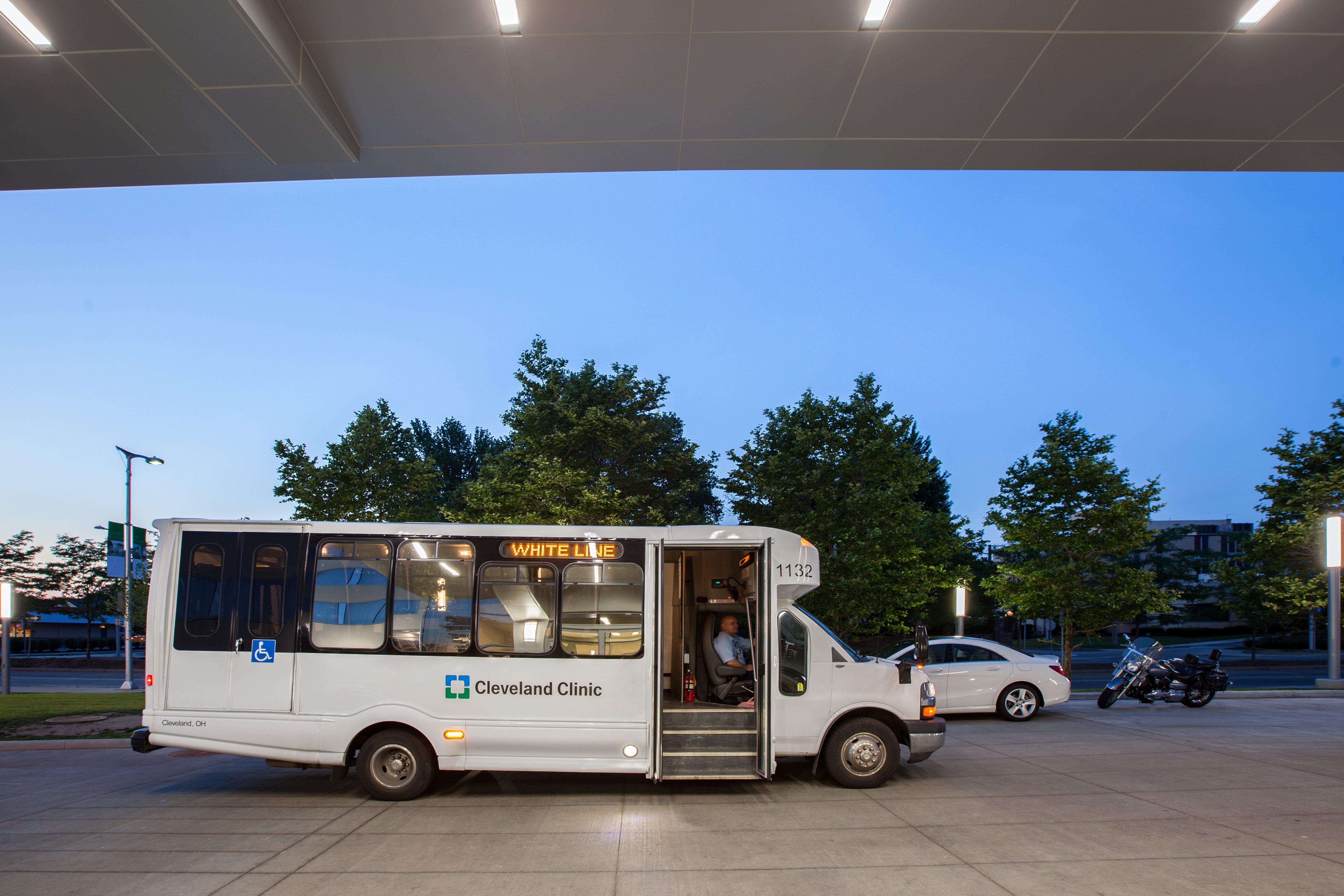 Holiday Inn Cleveland Clinic By Ihg Exteriör bild